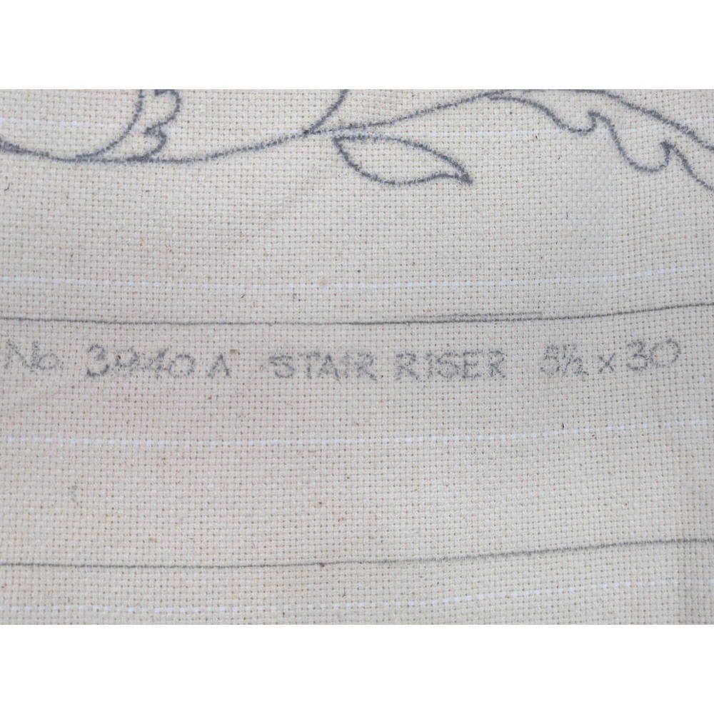 Vintage Rug Hooking Pattern Stair Riser 29" X 87" - Picture 9 of 9